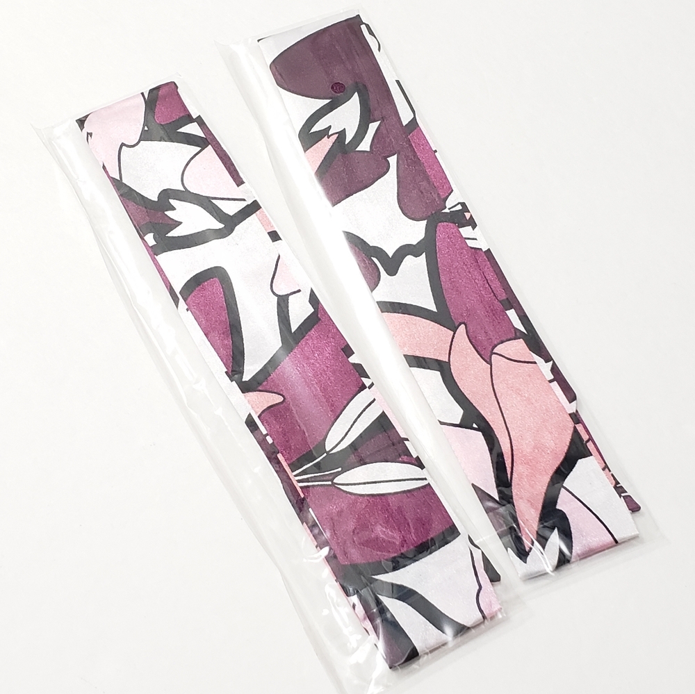 ⤵️⤵️2pc Red Arts Design Satin Scarves